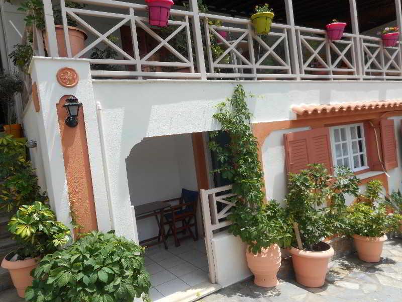Pension Galazios Kolpos Patitiri  Exterior photo